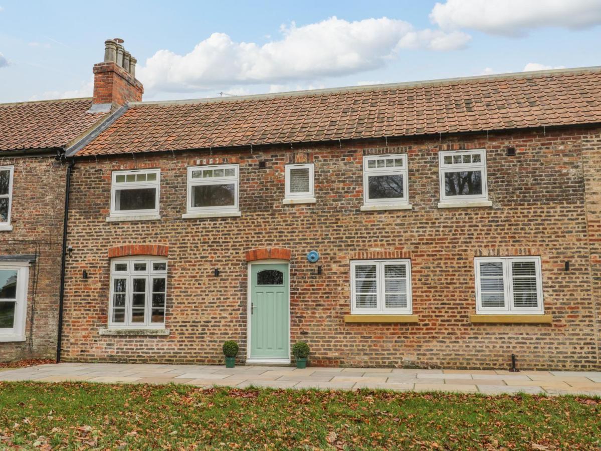 The Grooms Cottage York Esterno foto