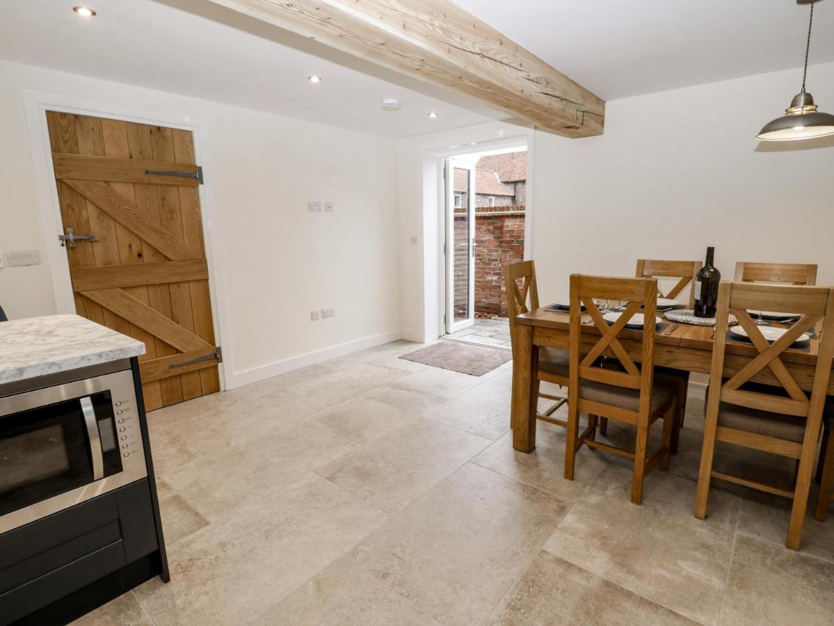 The Grooms Cottage York Esterno foto